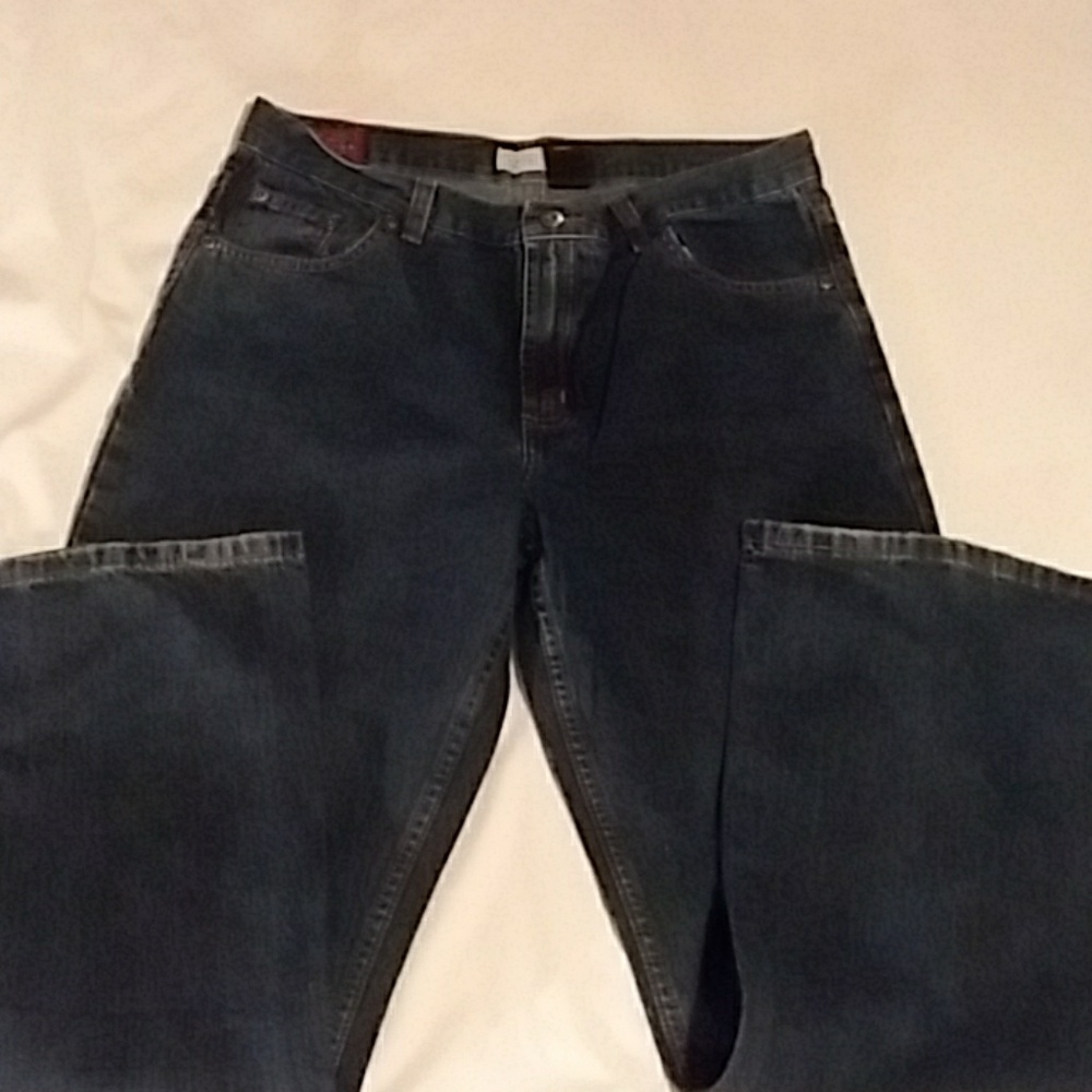 Arizona Jeans - Picture 3 of 4